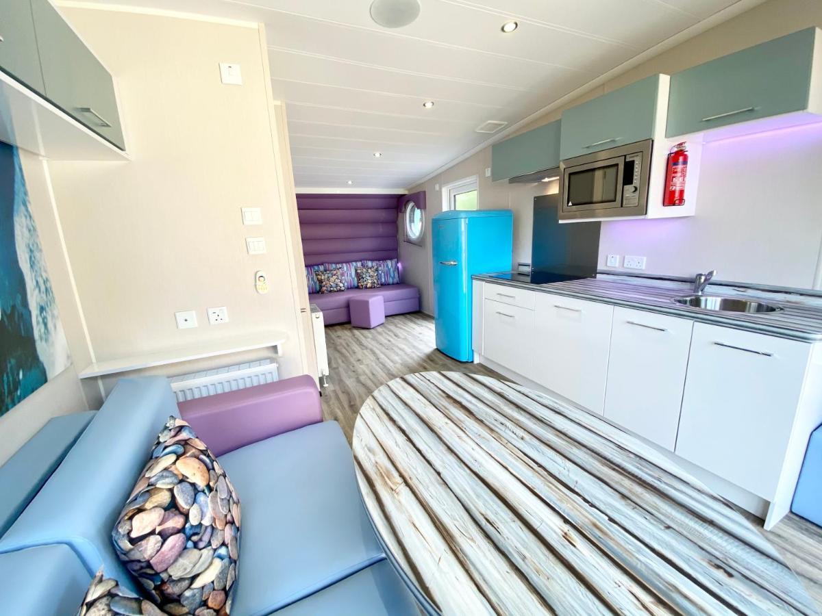 Elletson Park Hotell Pilling Exteriör bild