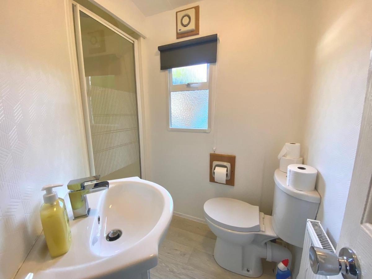 Elletson Park Hotell Pilling Exteriör bild