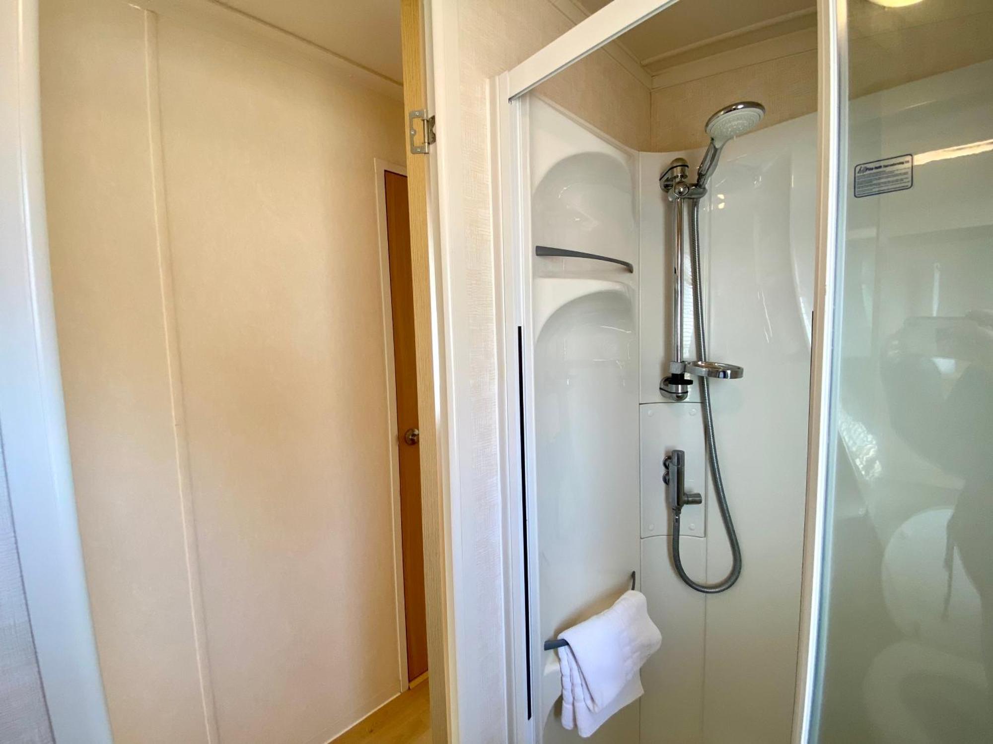 Elletson Park Hotell Pilling Exteriör bild