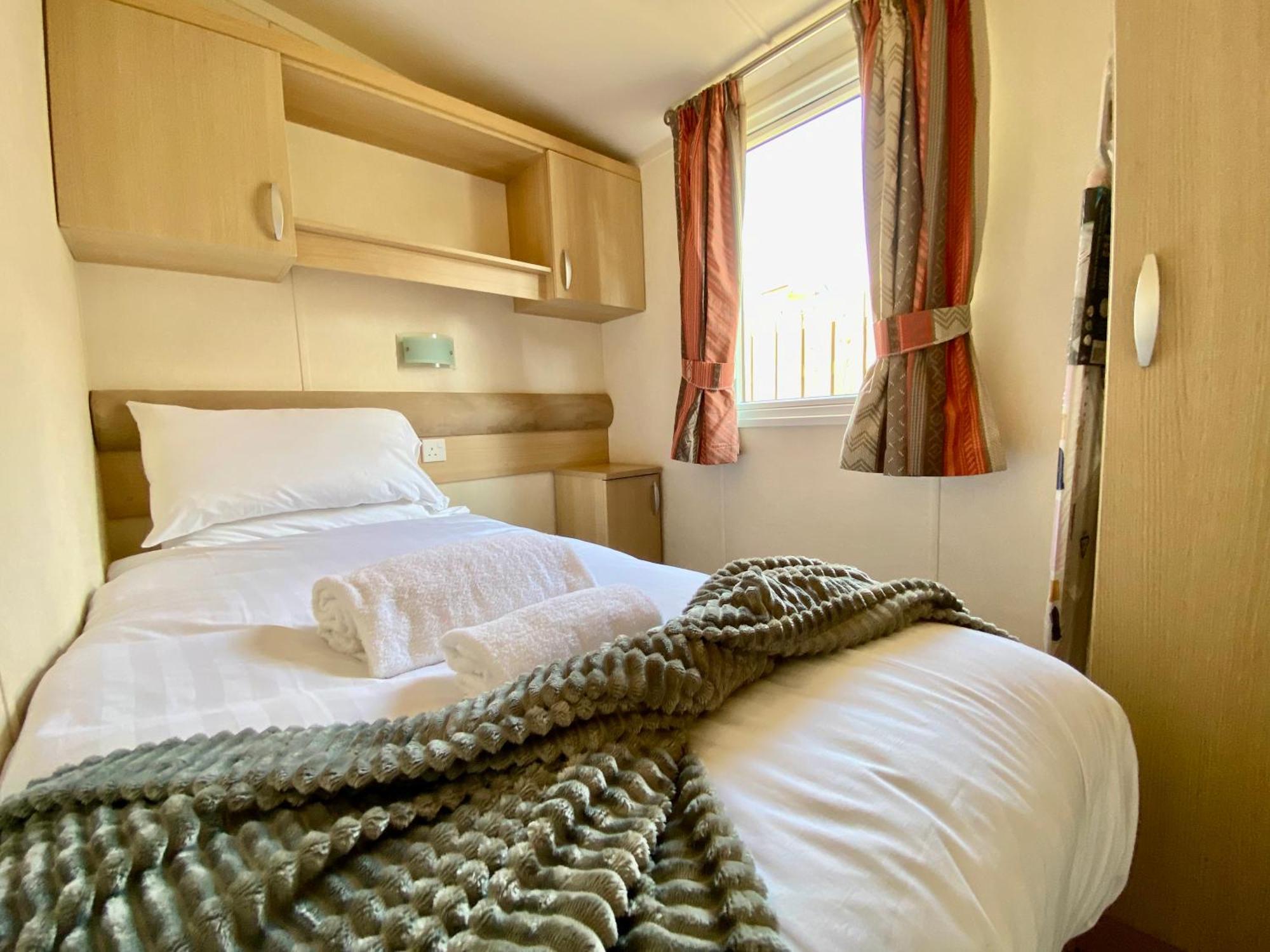 Elletson Park Hotell Pilling Exteriör bild